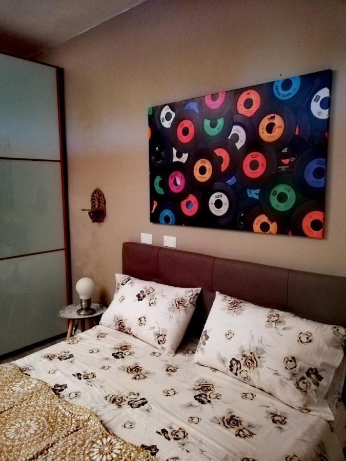 Casolare Isabella "Il Rifugio Dei Vinili" And Alice'S Room Ponsacco Dış mekan fotoğraf