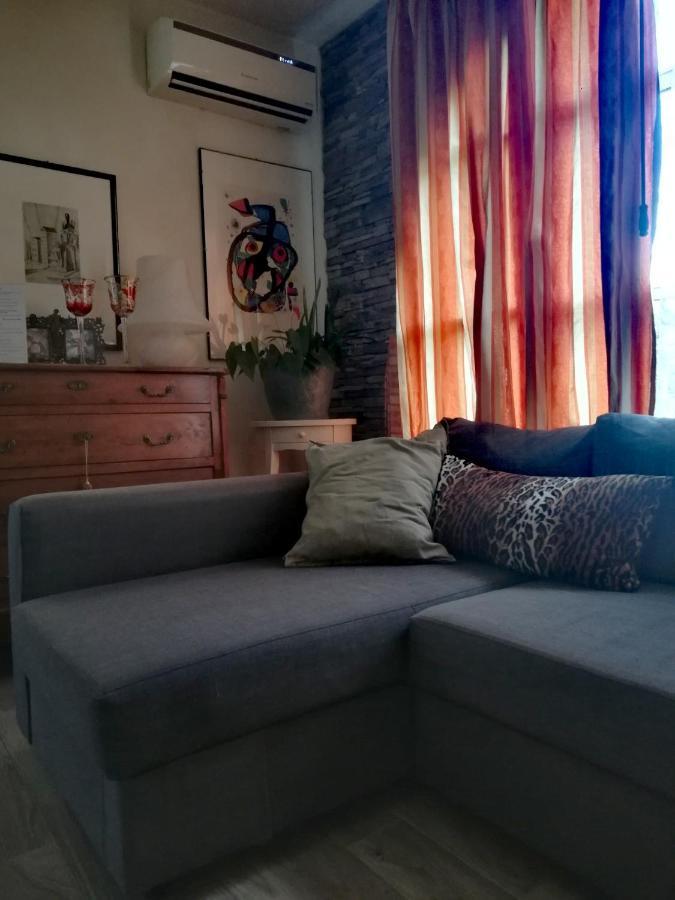Casolare Isabella "Il Rifugio Dei Vinili" And Alice'S Room Ponsacco Dış mekan fotoğraf